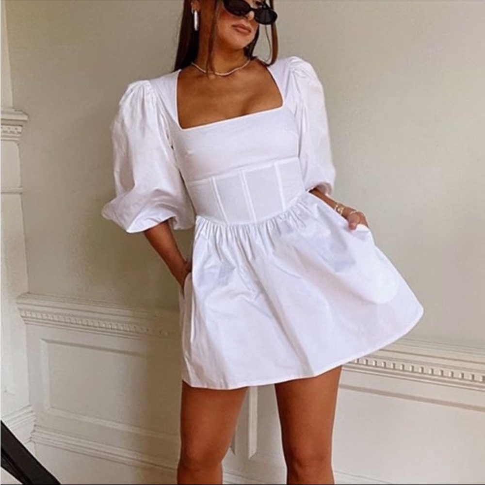 NWT Danielle Bernstein Women's Dress White Size 10 Puff-Sleeve Fit & Flare $89